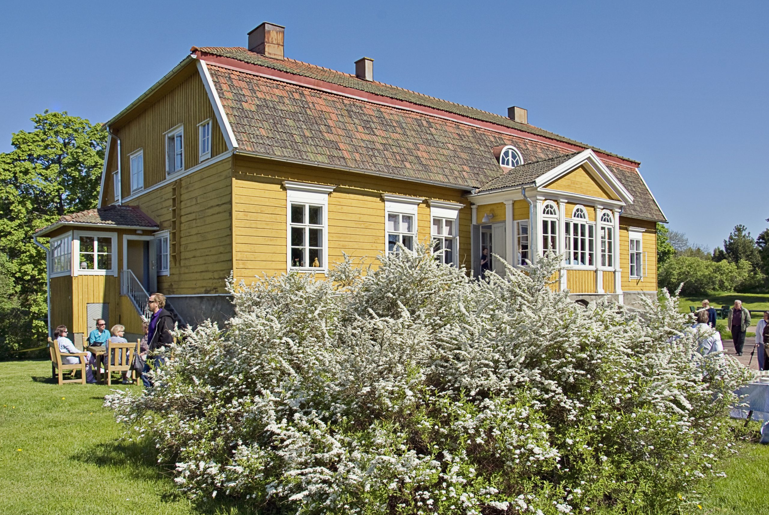 Artist Residency Roundup: Europe